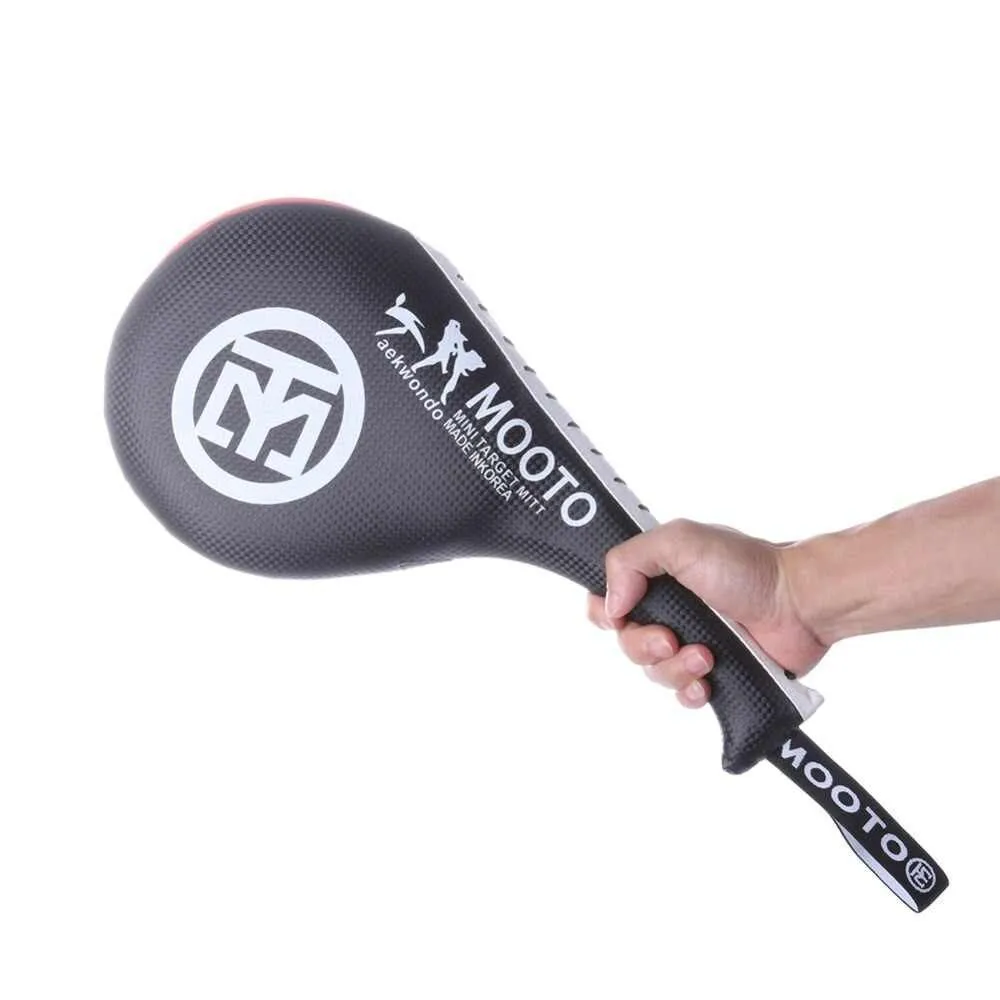 mcqieZMJfvwCwLgbvXtKvQwsRnxa8EdQJSGWa3XT.webp Mooto Taekwondo Kick Target Mitt - Image 1