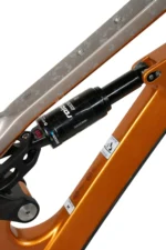 Java SaltaFossi 27.5' Carbon Fiber Soft-Tail Mountain Bike - Image 11